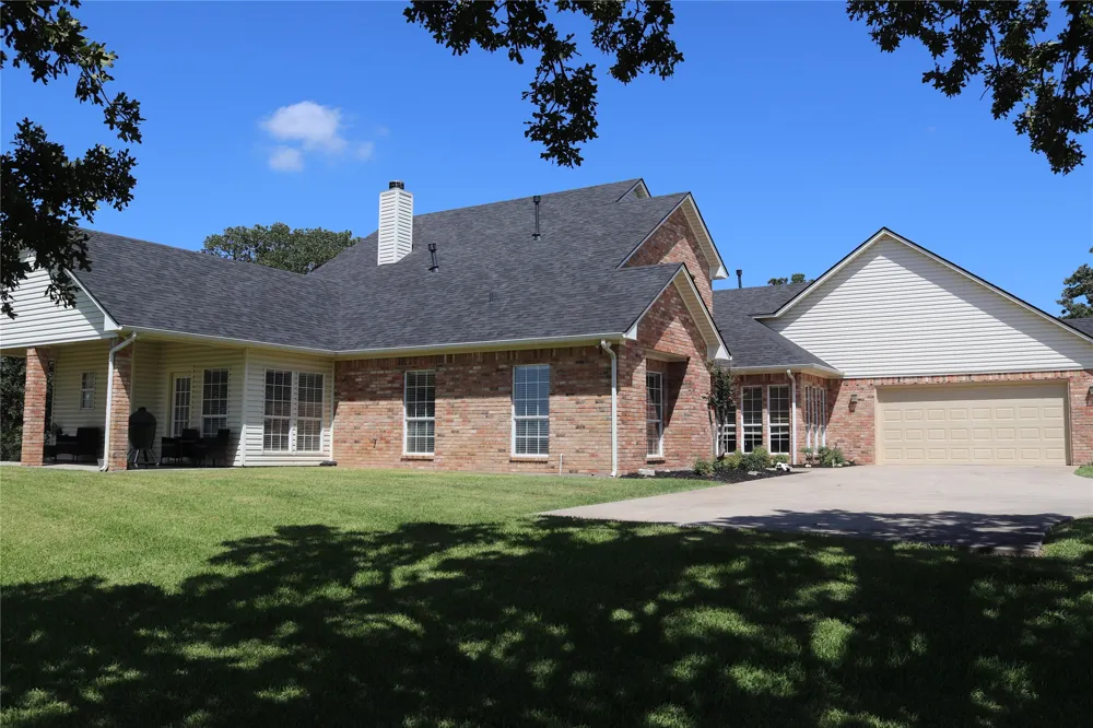 2642 Huddleston Sunset, TX 76270
