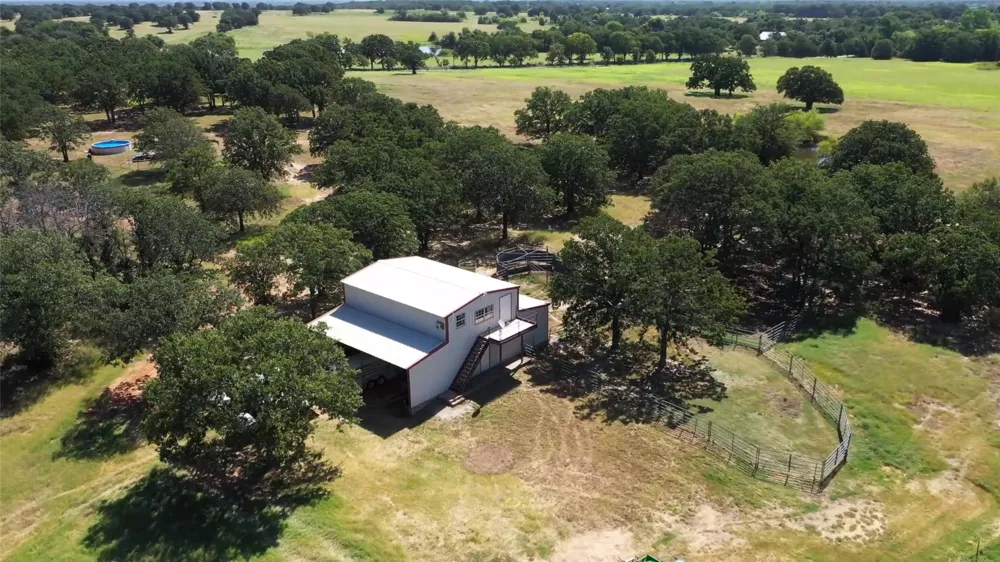 2642 Huddleston Sunset, TX 76270