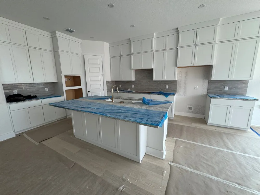 287 San Saba Drive Buda, TX 78610