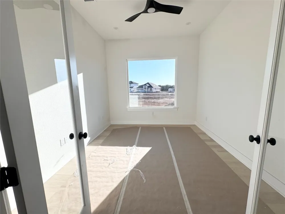287 San Saba Drive Buda, TX 78610