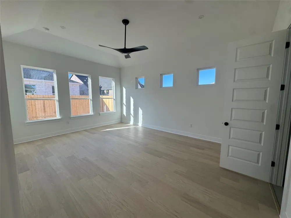 287 San Saba Drive Buda, TX 78610