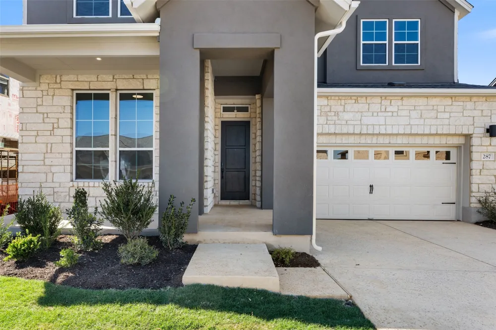 287 San Saba Drive Buda, TX 78610