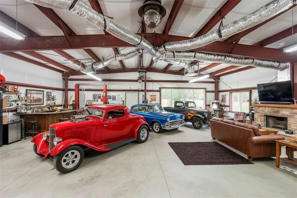 17131 DALBERG DRIVE Spring Hill, FL 34610