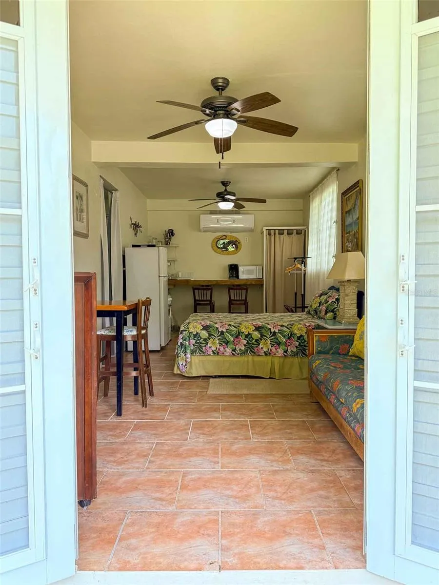 2.6 CARR 200 Vieques, PR 00765