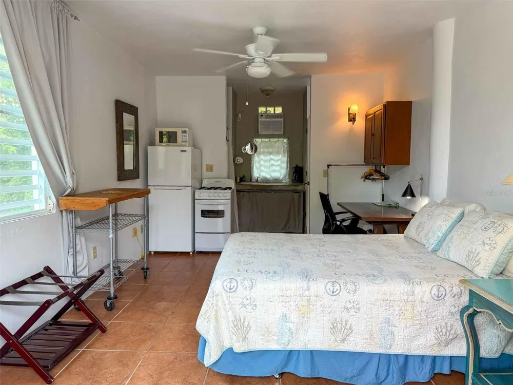 2.6 CARR 200 Vieques, PR 00765