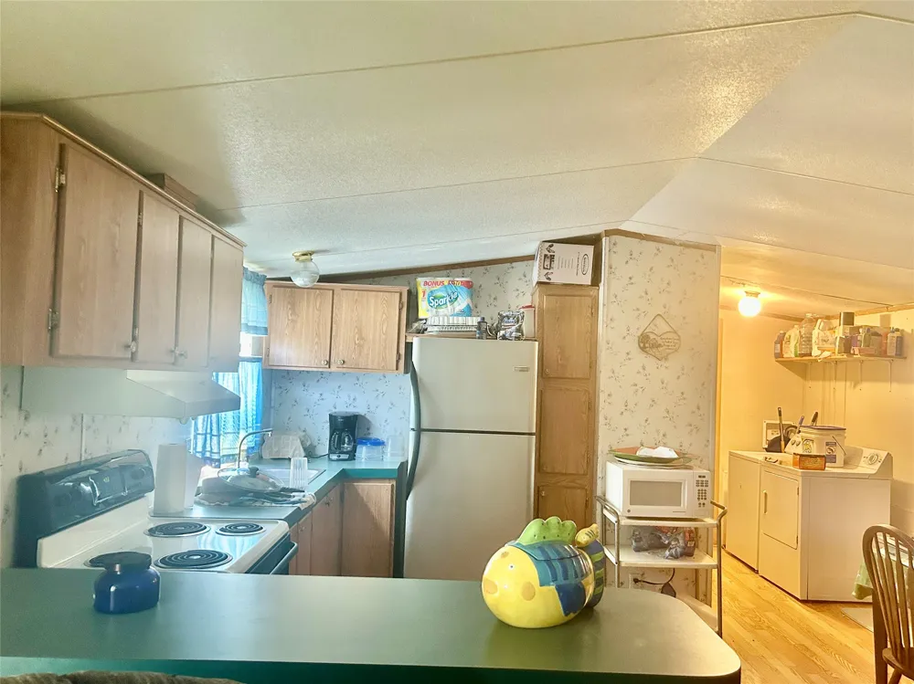204 4th Street Seadrift, TX 77983