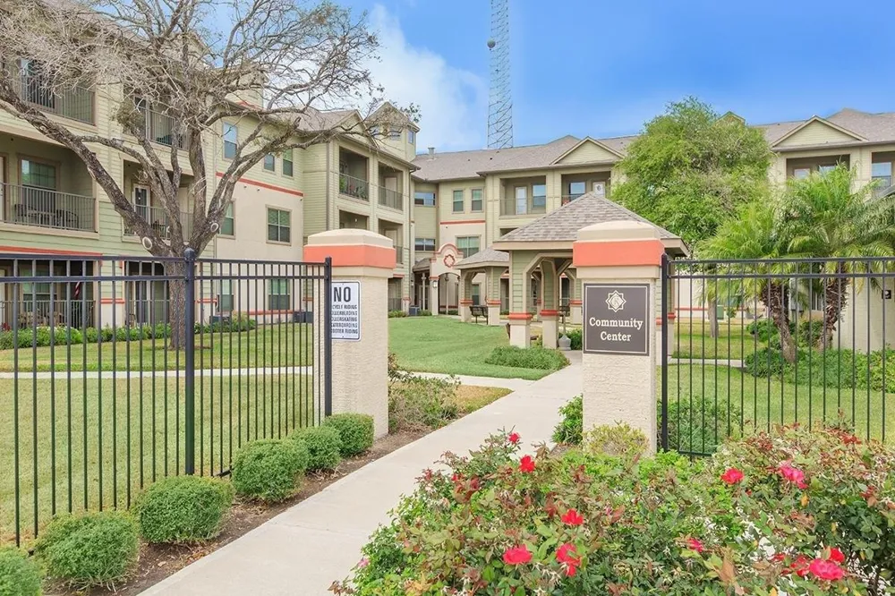 200 W Yoakum Ave Avenue Kingsville, TX 78363