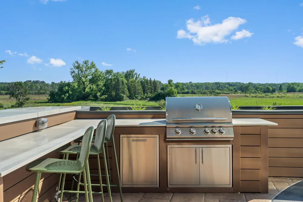 1 Hill Farm Road #109 North Oaks, MN 55127