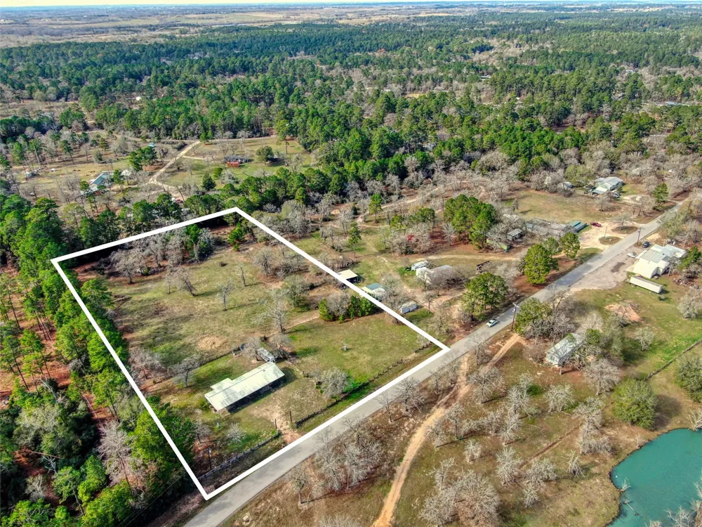 County Road 304 Navasota, TX 77868