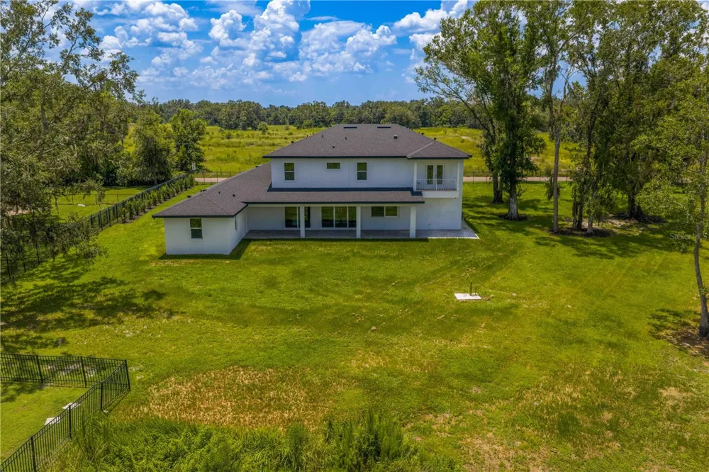 2202 NEWBERGER ROAD Lutz, FL 33549