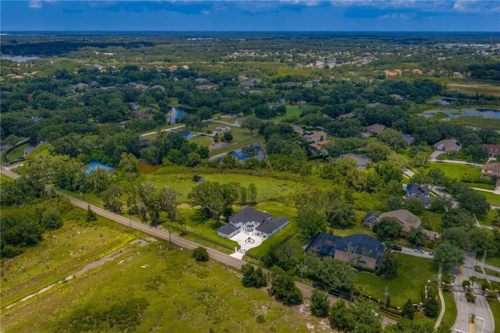 2202 NEWBERGER ROAD Lutz, FL 33549