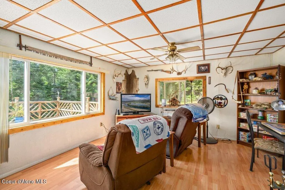 207 Happy Valley Lane St. Maries, ID 83861