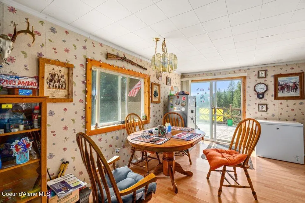 207 Happy Valley Lane St. Maries, ID 83861