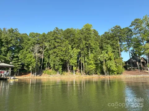 1532 Reflection Pointe Boulevard