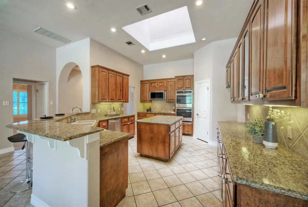 12225 Triple Creek Circle Dripping Springs, TX 78620