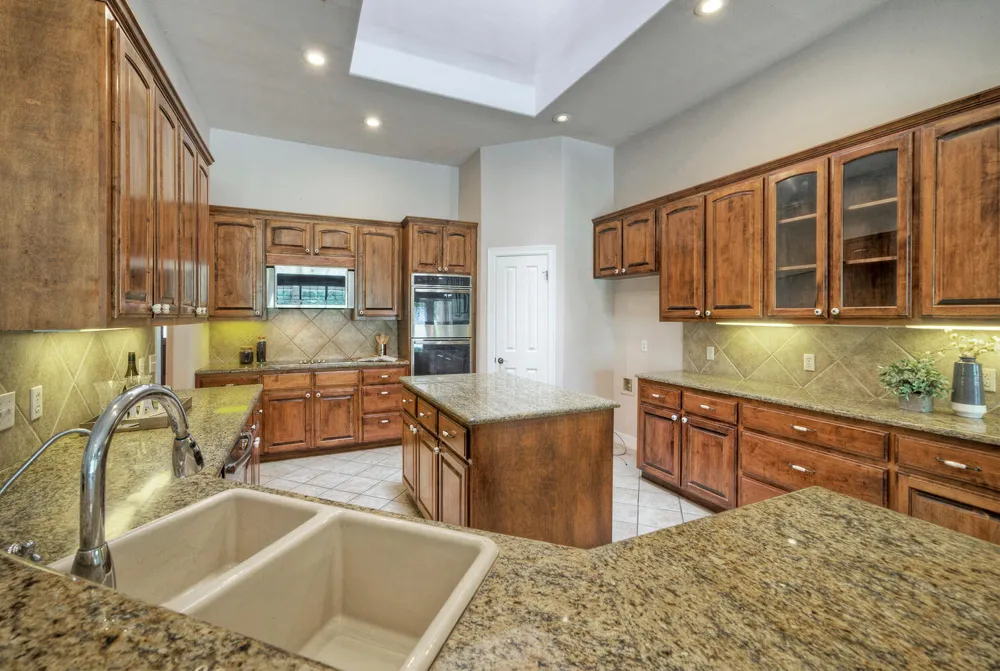 12225 Triple Creek Circle Dripping Springs, TX 78620