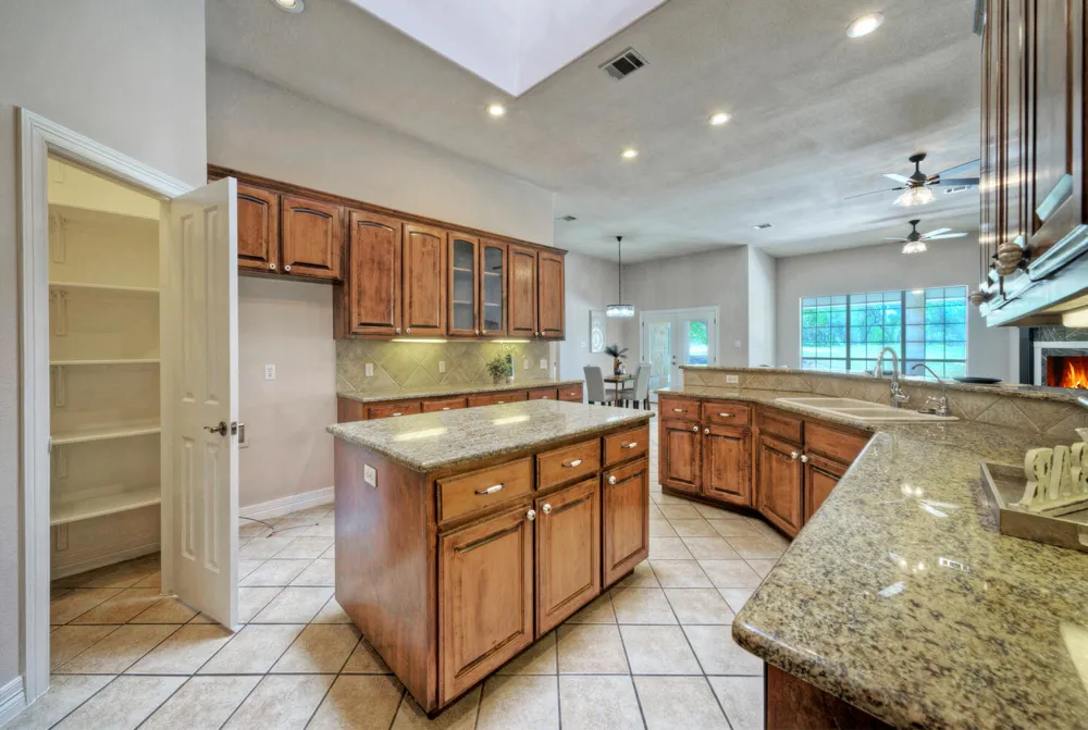 12225 Triple Creek Circle Dripping Springs, TX 78620