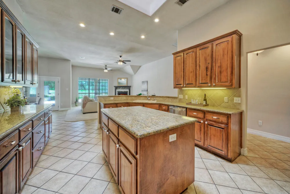 12225 Triple Creek Circle Dripping Springs, TX 78620