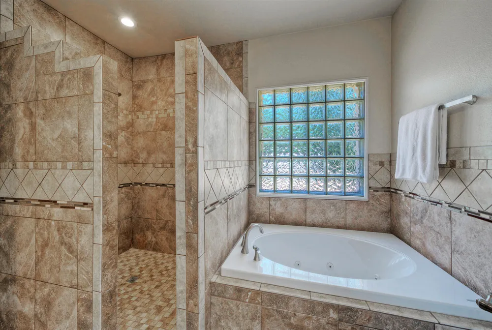 12225 Triple Creek Circle Dripping Springs, TX 78620