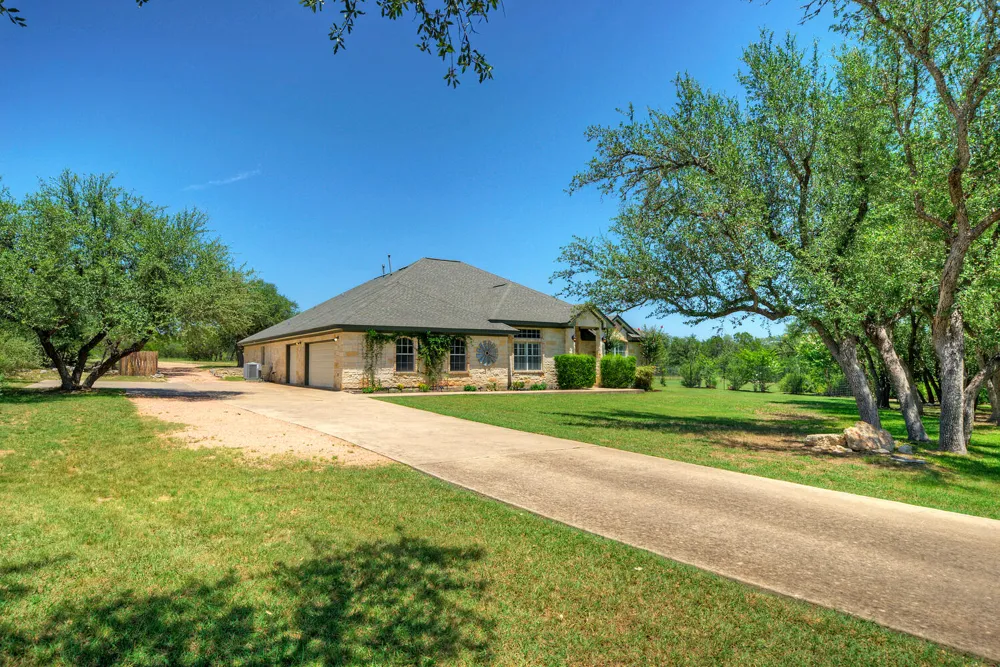 12225 Triple Creek Circle Dripping Springs, TX 78620