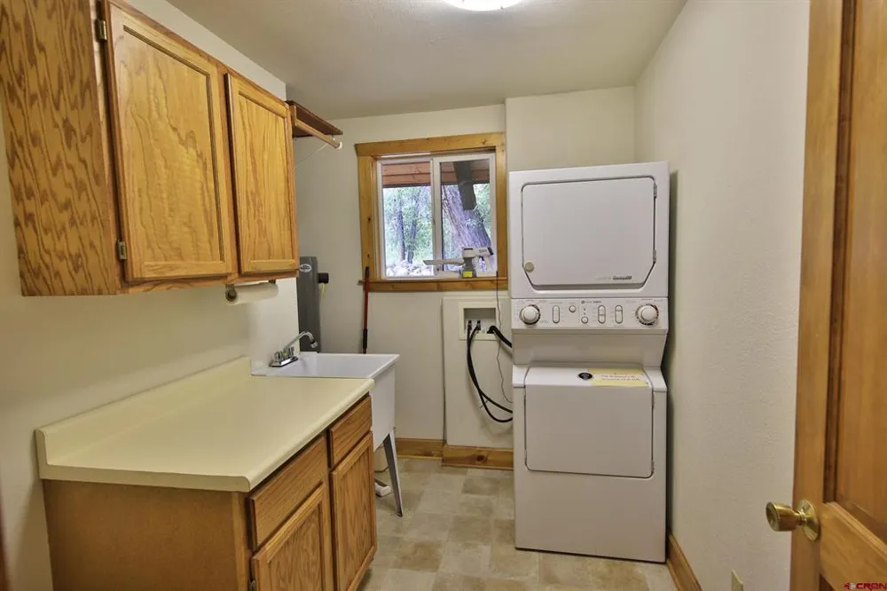 9681 56 2/10 ROAD Molina, CO 81646