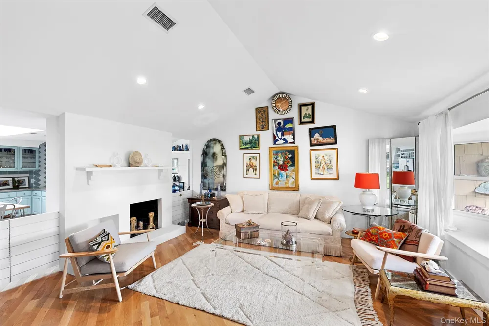 38 Liberty Street Westhampton Beach, NY 11978