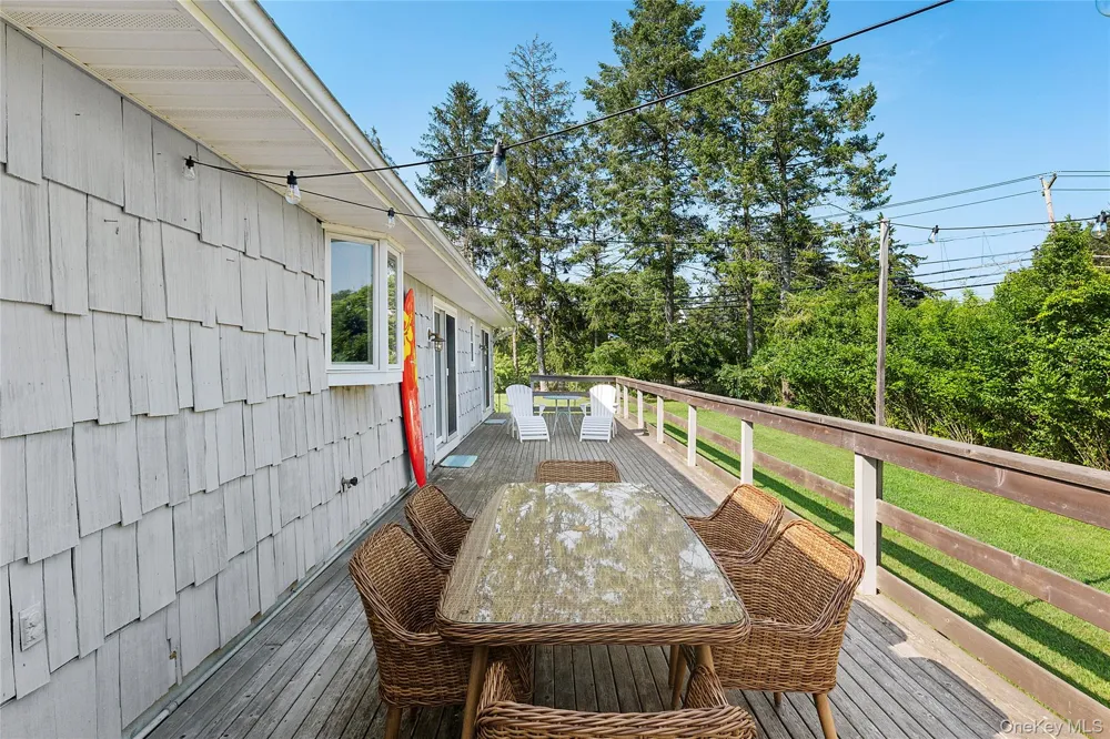 38 Liberty Street Westhampton Beach, NY 11978