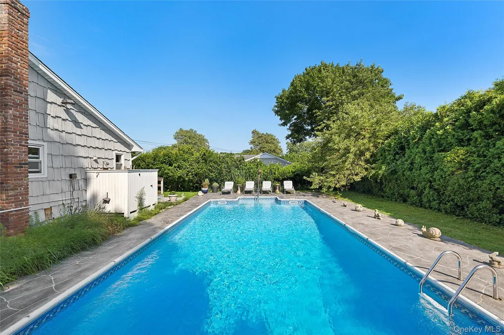 38 Liberty Street Westhampton Beach, NY 11978
