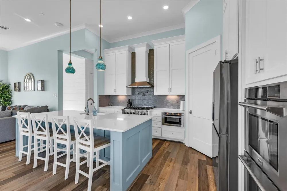 312 Seagrass Gilchrist, TX 77617