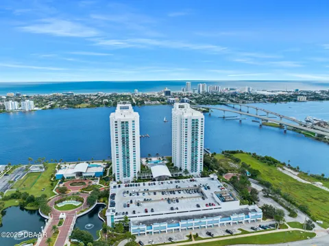 231 Riverside Drive #1507-1