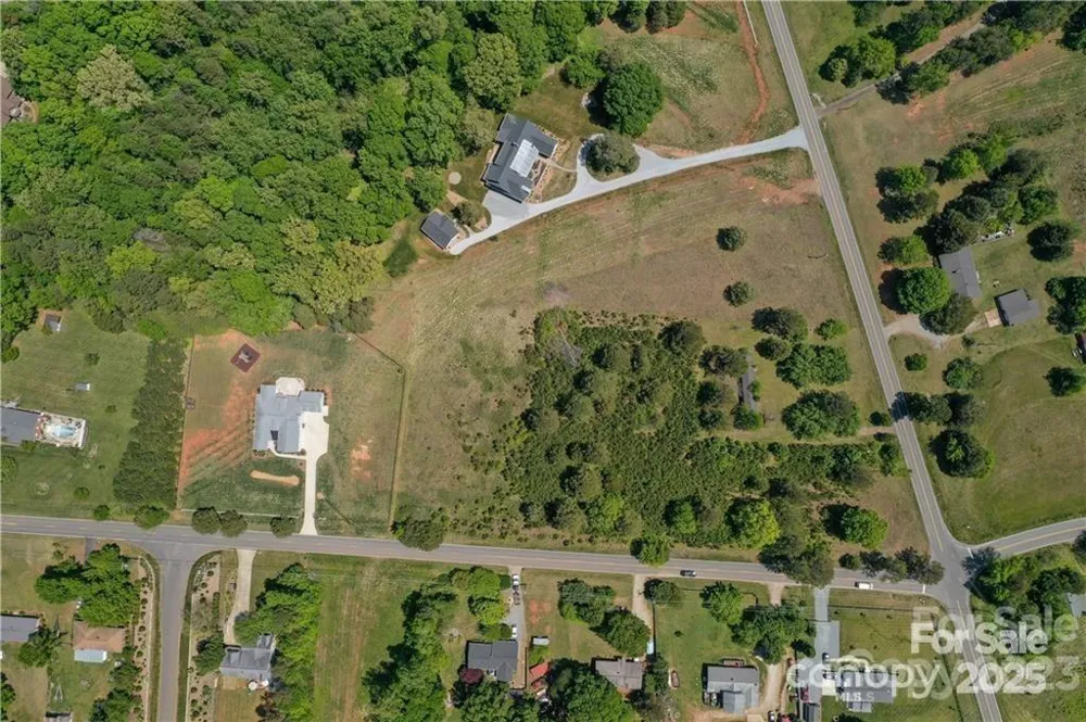 15615 Rocky River Road E Davidson, NC 28036