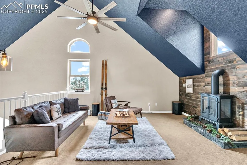 313 Milton Street Palmer Lake, CO 80133