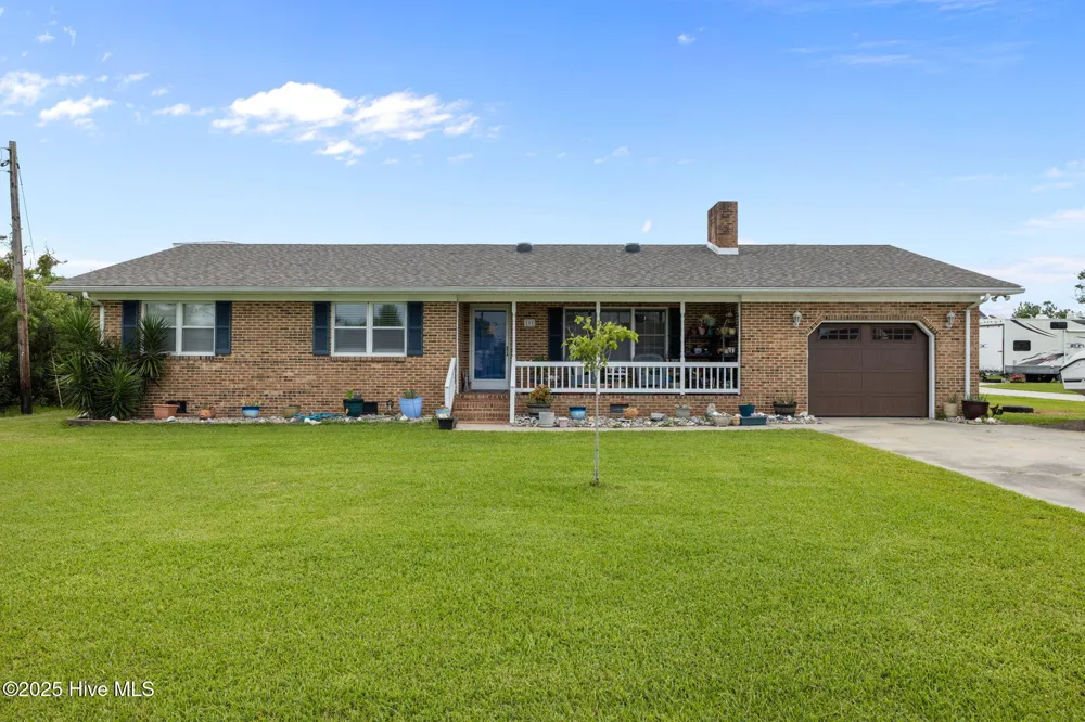 198 Mary Ella Road Harkers Island, NC 28531