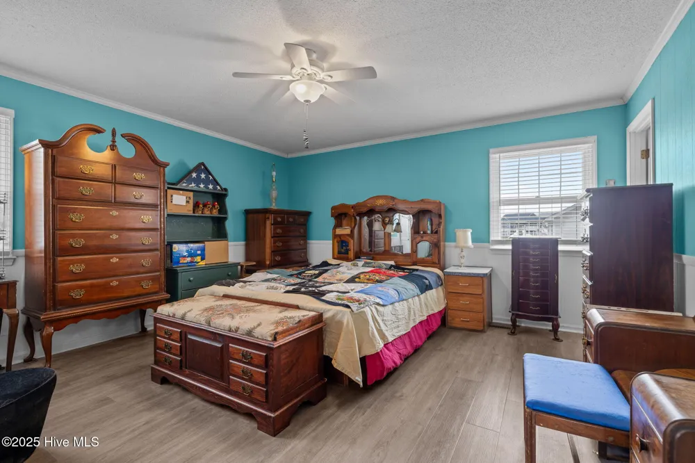 198 Mary Ella Road Harkers Island, NC 28531