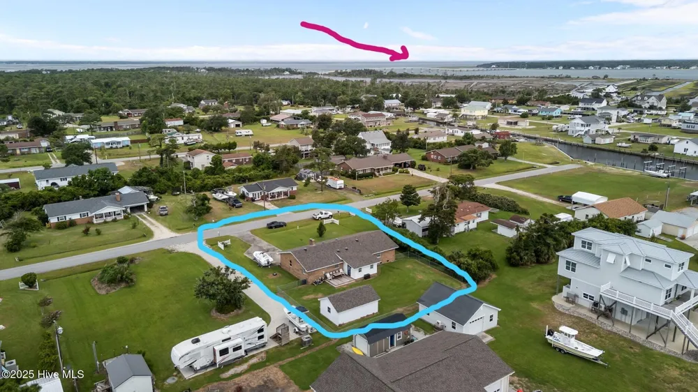198 Mary Ella Road Harkers Island, NC 28531