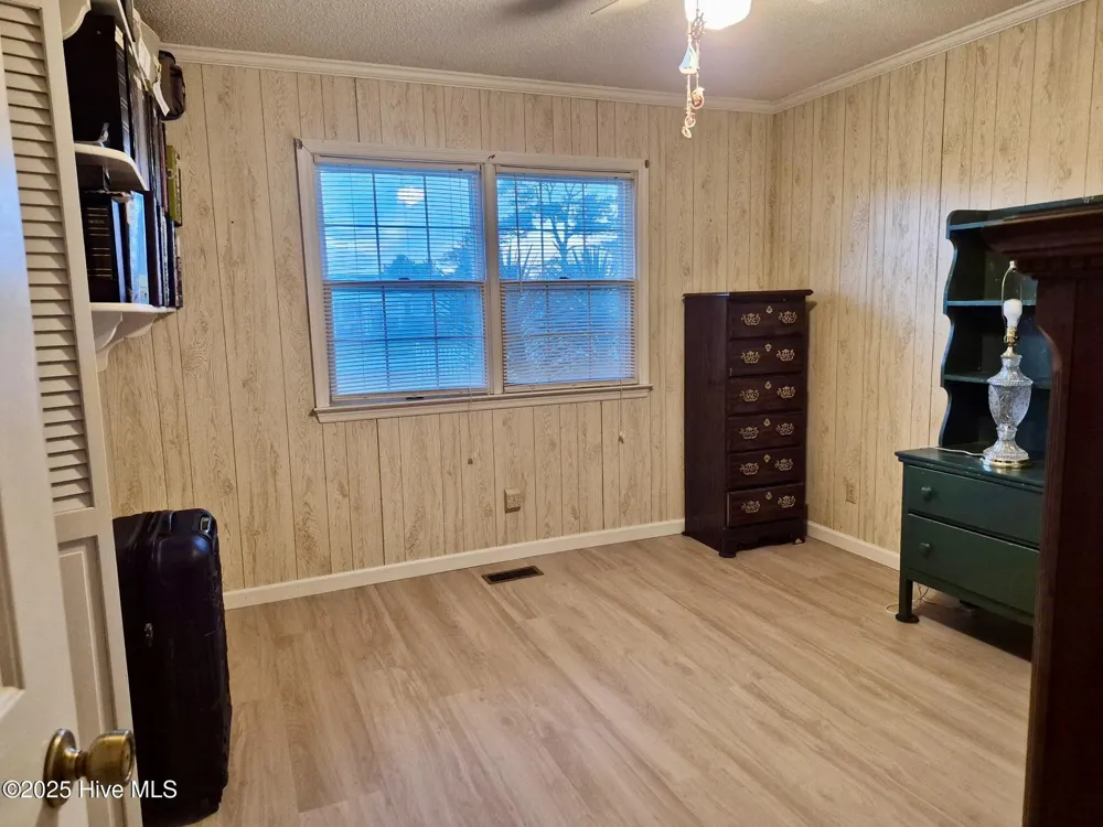 198 Mary Ella Road Harkers Island, NC 28531