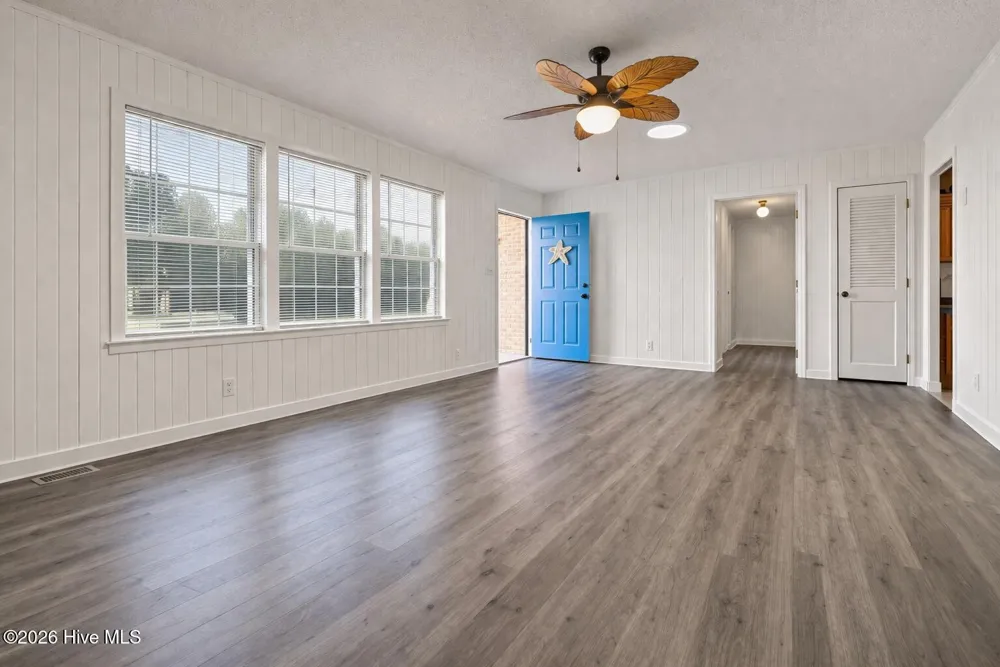 198 Mary Ella Road Harkers Island, NC 28531
