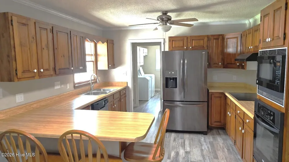198 Mary Ella Road Harkers Island, NC 28531