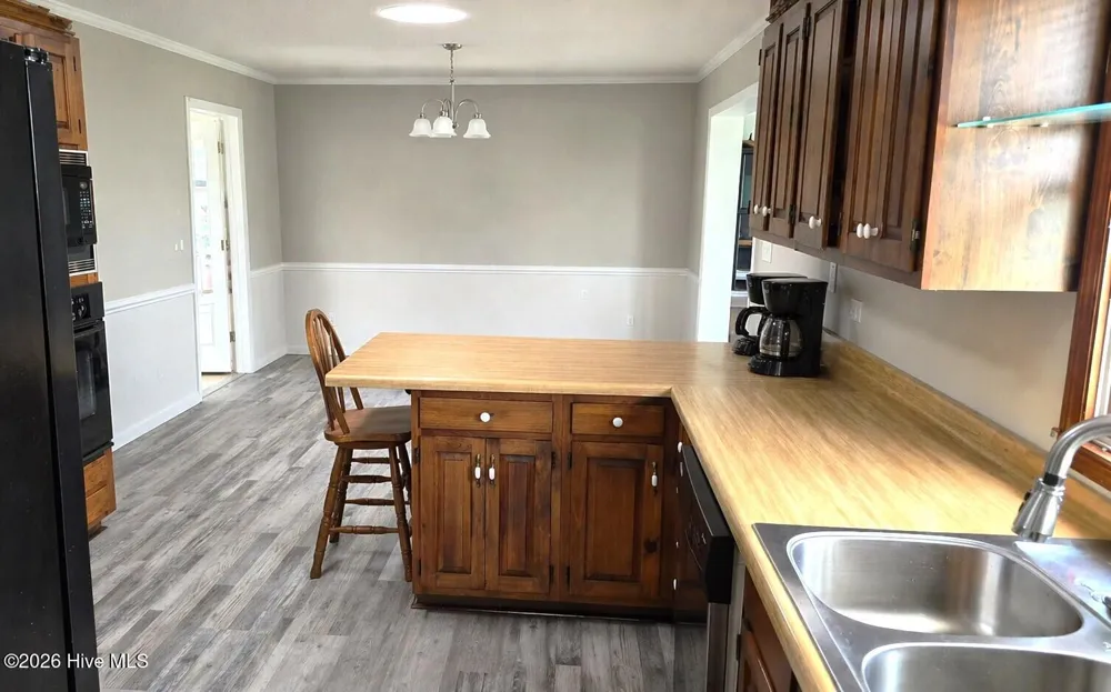 198 Mary Ella Road Harkers Island, NC 28531