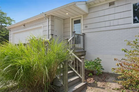 33 Beach Road