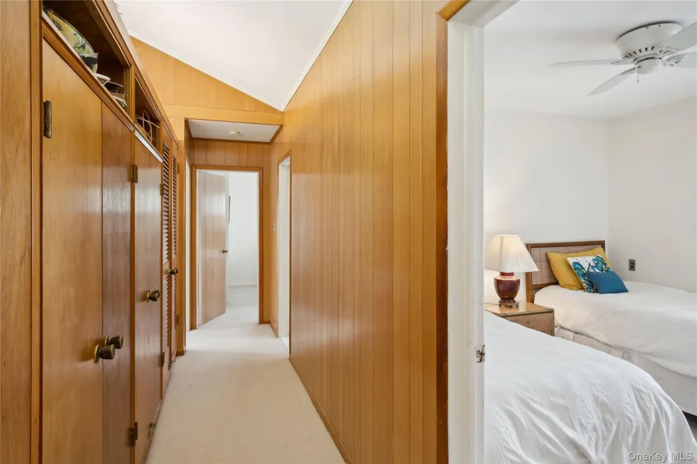 33 Beach Road Laurel, NY 11948