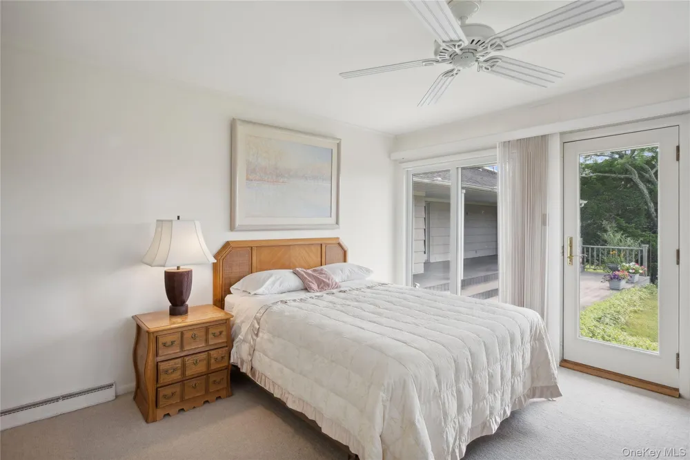 33 Beach Road Laurel, NY 11948