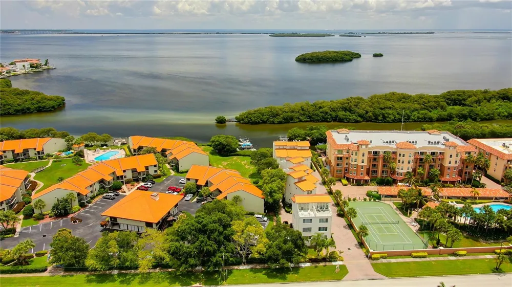 1575 PINELLAS BAYWAY WAY S #1575 Tierra Verde, FL 33715