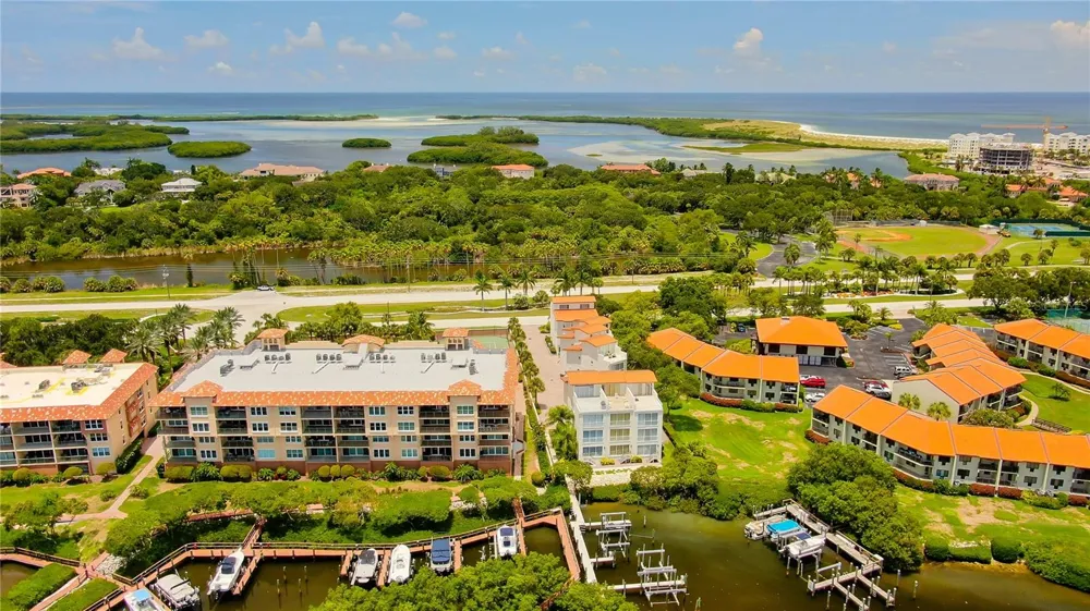 1575 PINELLAS BAYWAY WAY S #1575 Tierra Verde, FL 33715