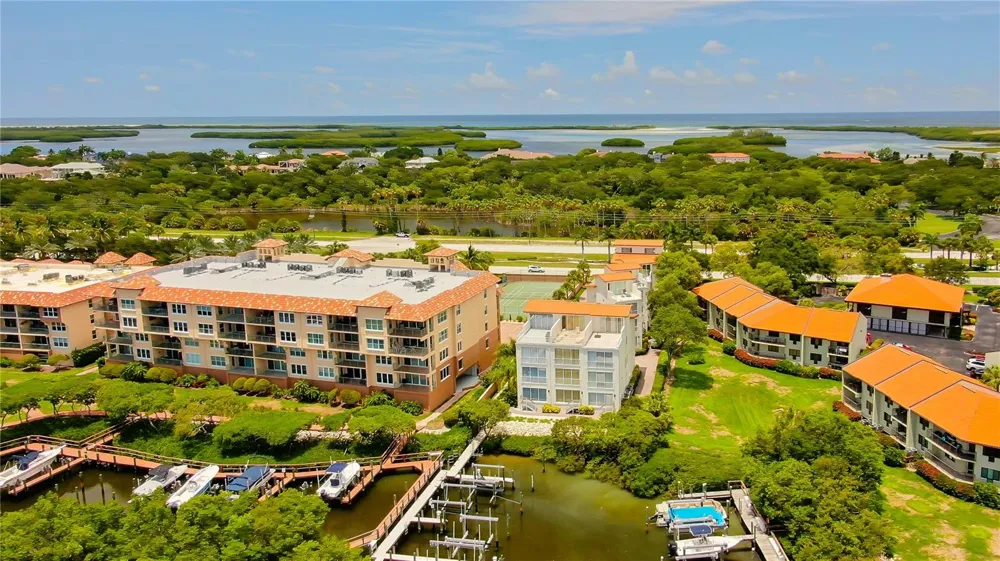 1575 PINELLAS BAYWAY WAY S #1575 Tierra Verde, FL 33715
