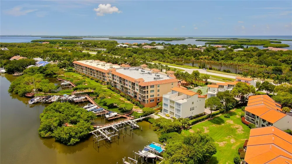 1575 PINELLAS BAYWAY WAY S #1575 Tierra Verde, FL 33715