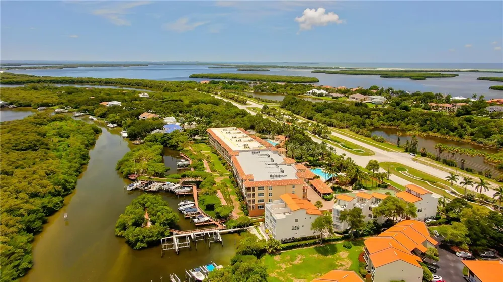 1575 PINELLAS BAYWAY WAY S #1575 Tierra Verde, FL 33715