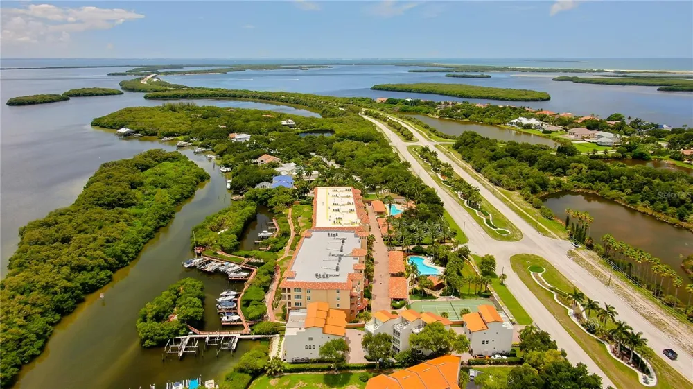1575 PINELLAS BAYWAY WAY S #1575 Tierra Verde, FL 33715