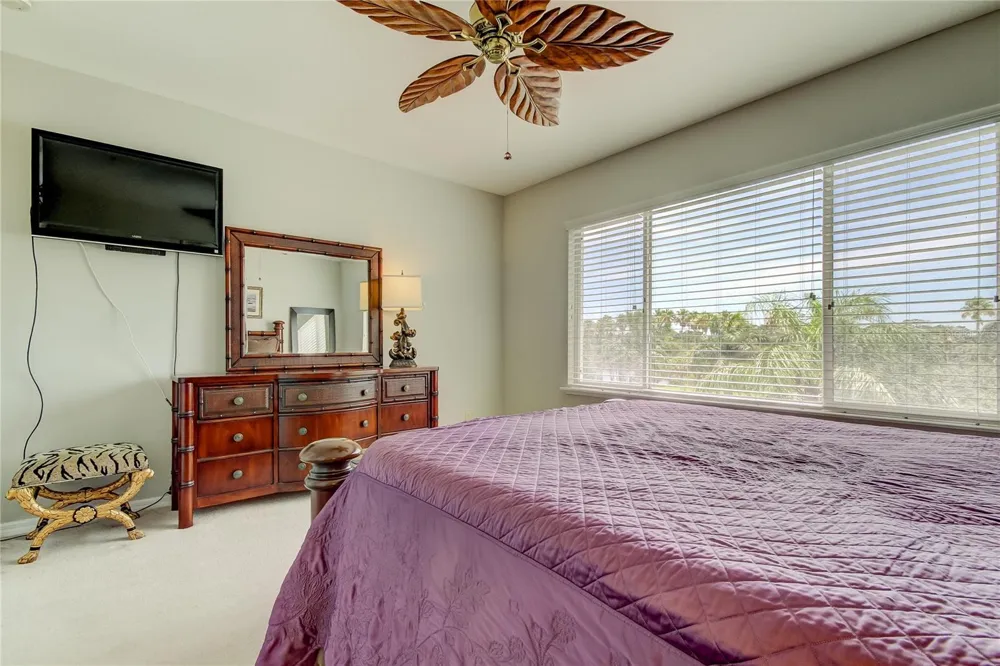 1575 PINELLAS BAYWAY WAY S #1575 Tierra Verde, FL 33715