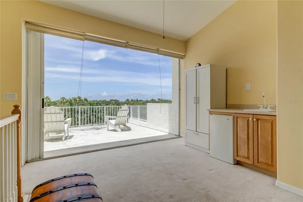 1575 PINELLAS BAYWAY WAY S #1575 Tierra Verde, FL 33715